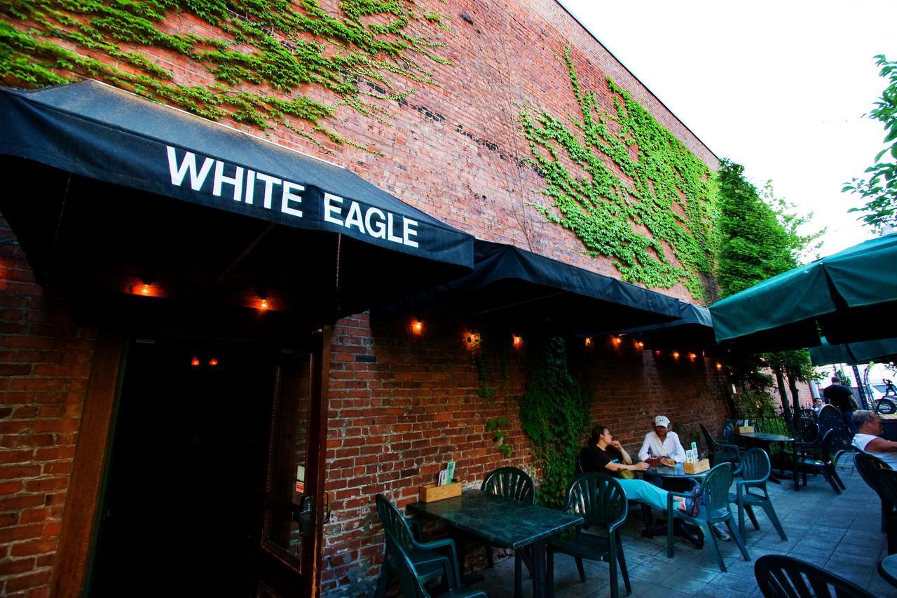 Mcmenamins White Eagle Rock & Roll Hotel ポートランド エクステリア 写真