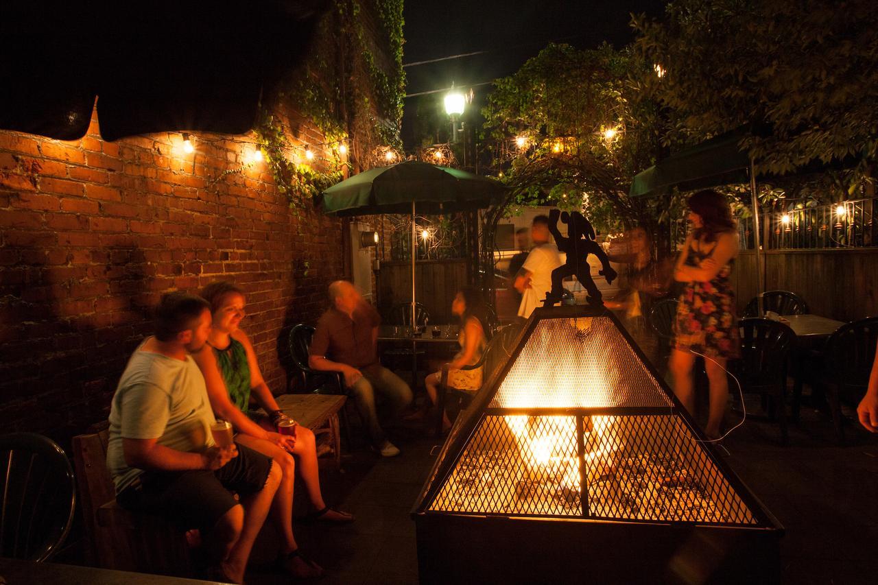 Mcmenamins White Eagle Rock & Roll Hotel ポートランド エクステリア 写真